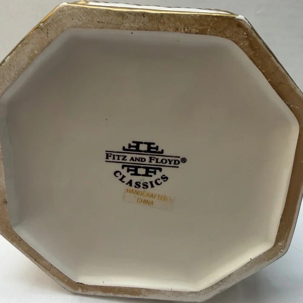 Fitz and Floyd Classics Christmas Fruit Bow Octagon Lidded Canister Gold Trim